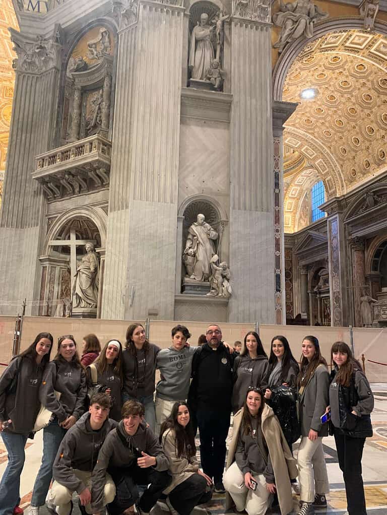 Viajar con pasión fortaleció amistades y dejó recuerdos inolvidables al descubrir Roma en un viaje escolar de San Gabriel.
