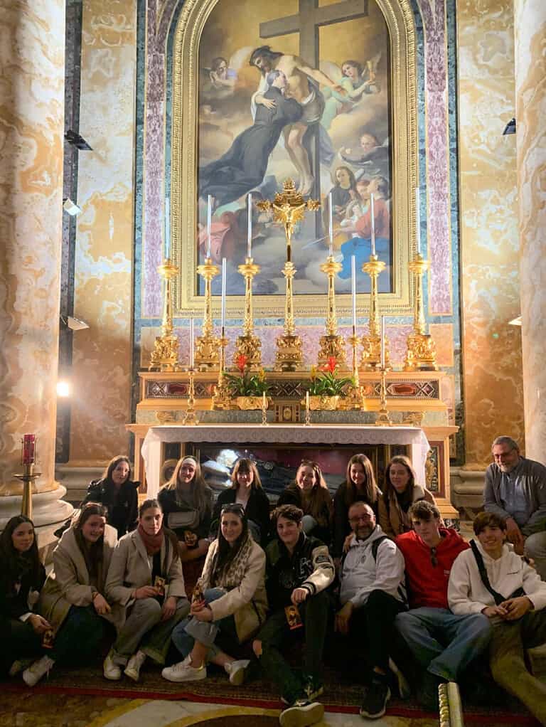 Viajar con pasión fortaleció amistades y dejó recuerdos inolvidables al descubrir Roma en un viaje escolar de San Gabriel.