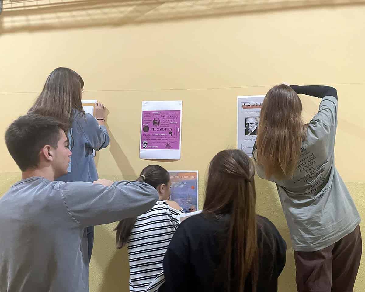 Pensamiento crítico en adolescentes Colegio San Gabriel Zuera