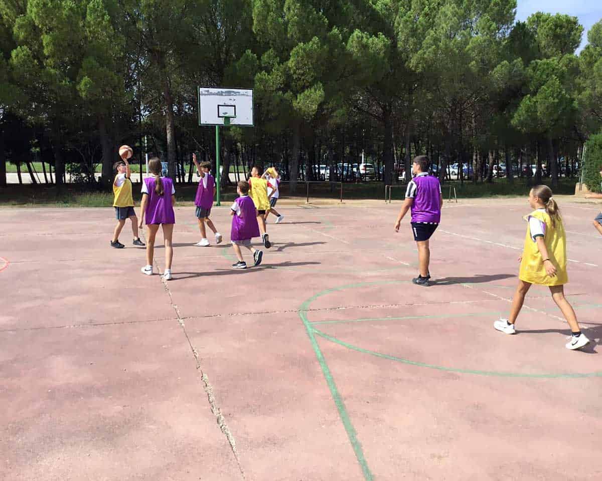 Nutrición infantil para niños y adolescentes deportistas Colegio San Gabriel Zuera