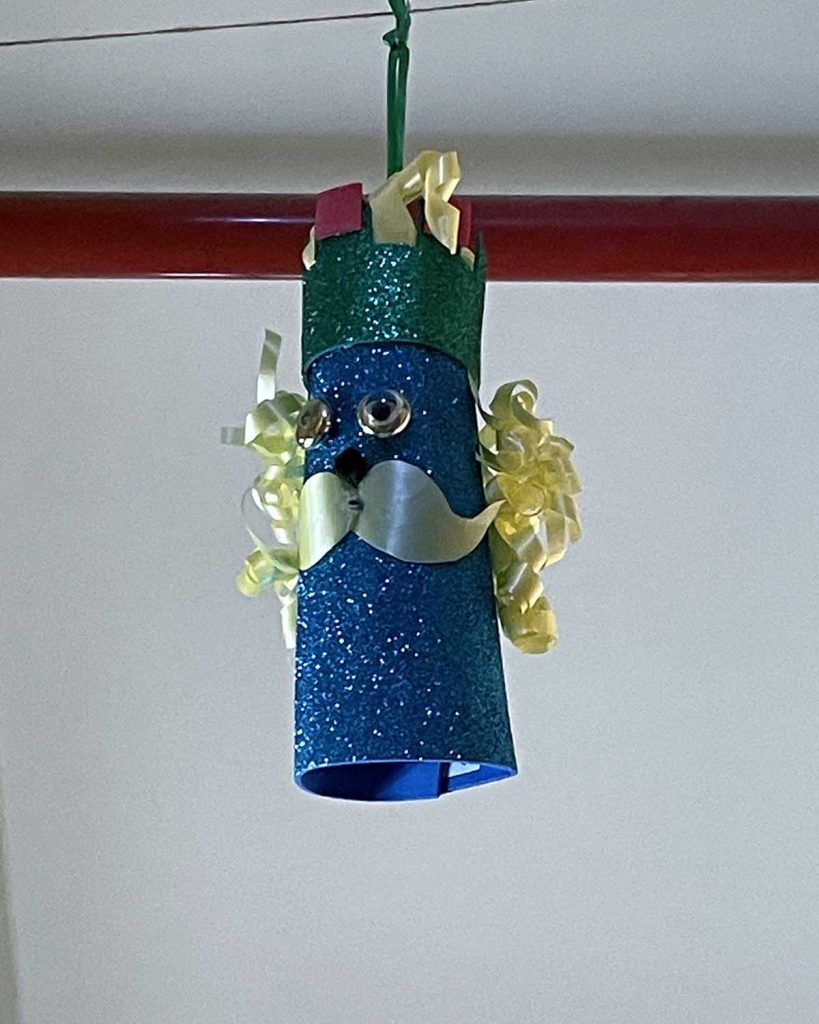 Adornos de Navidad sostenibles con niños