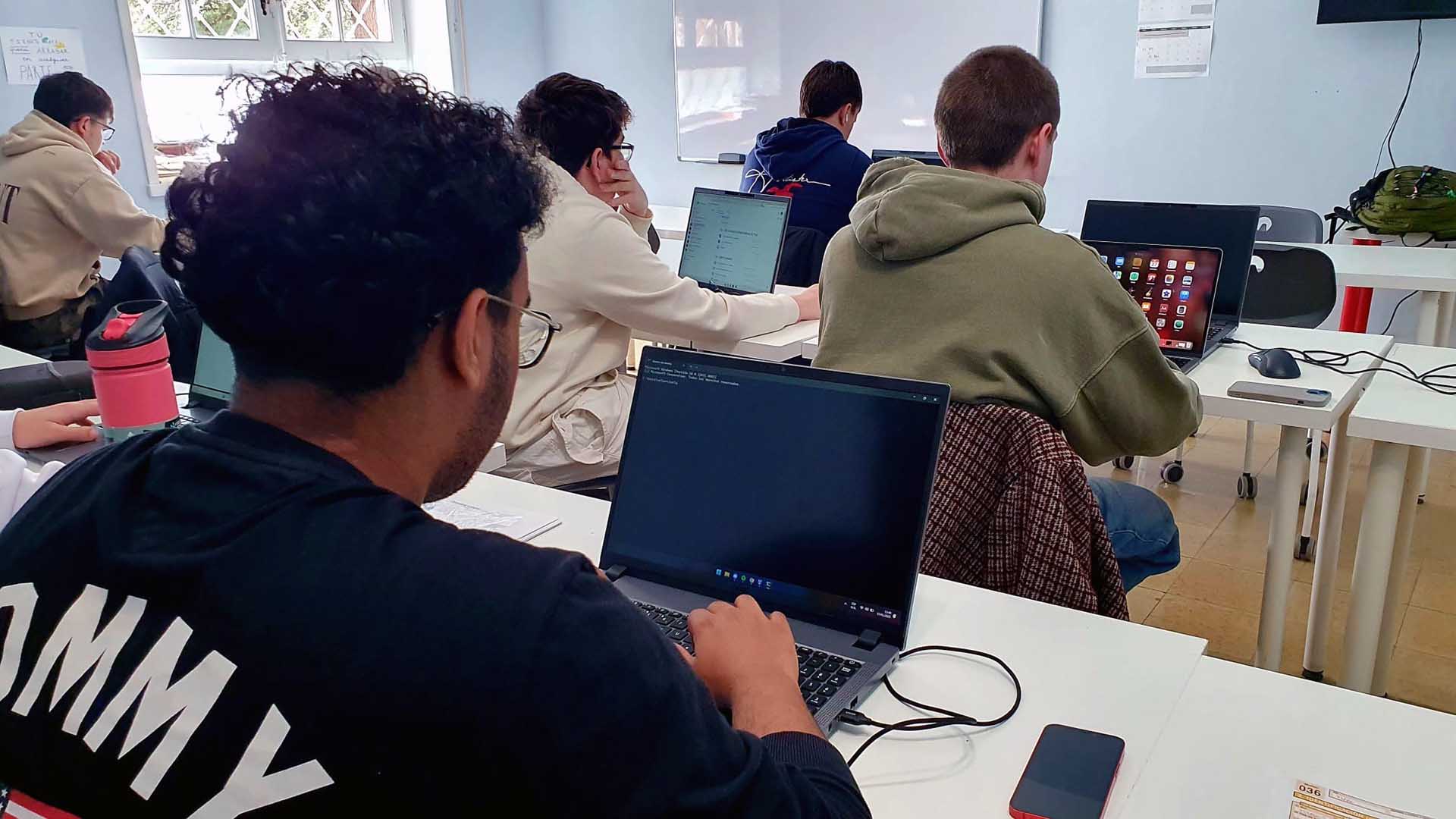 Grado medio FP en Zaragoza Colegio San Gabriel Zuera