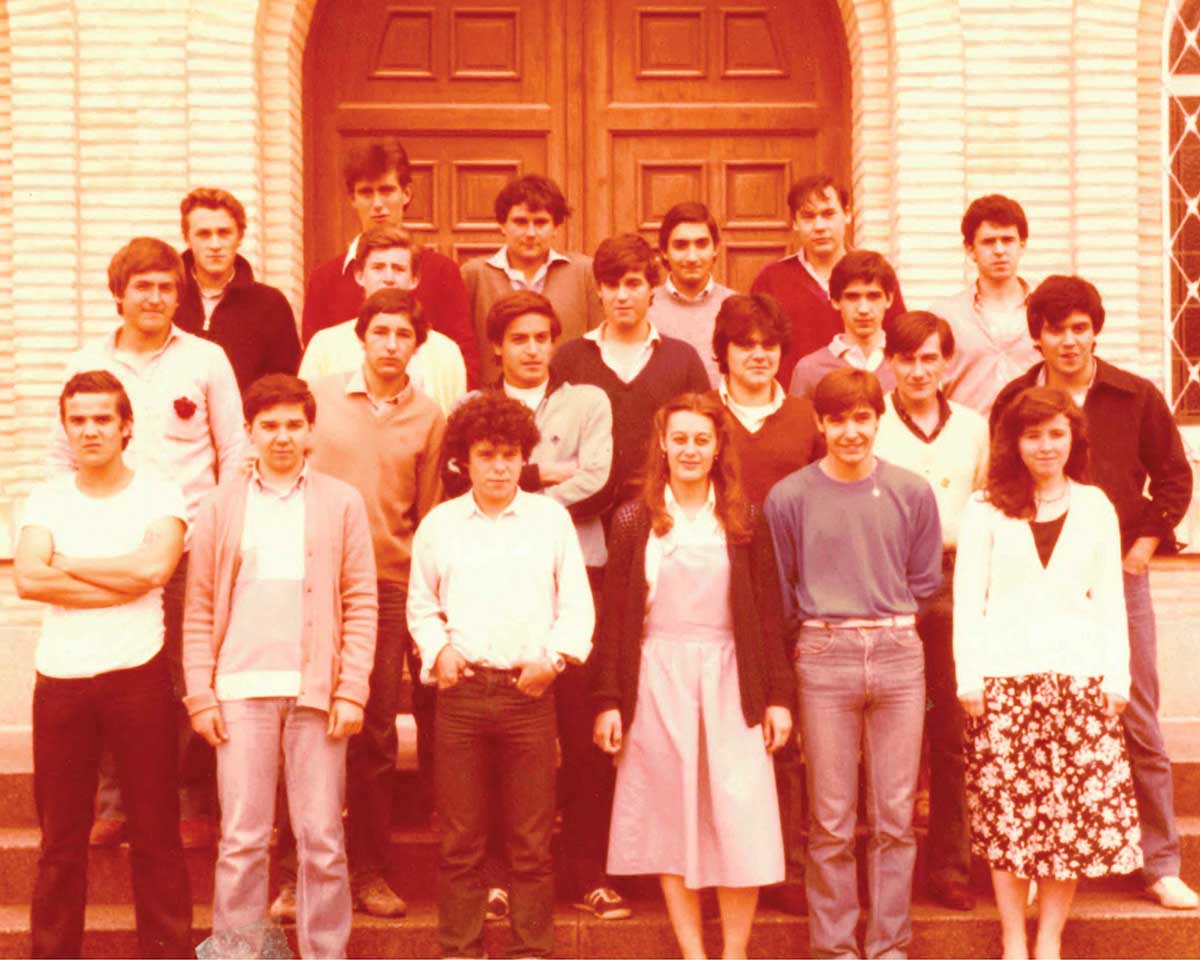 Historia del Colegio Bilingüe San Gabriel de Zuera Congregación Pasionista